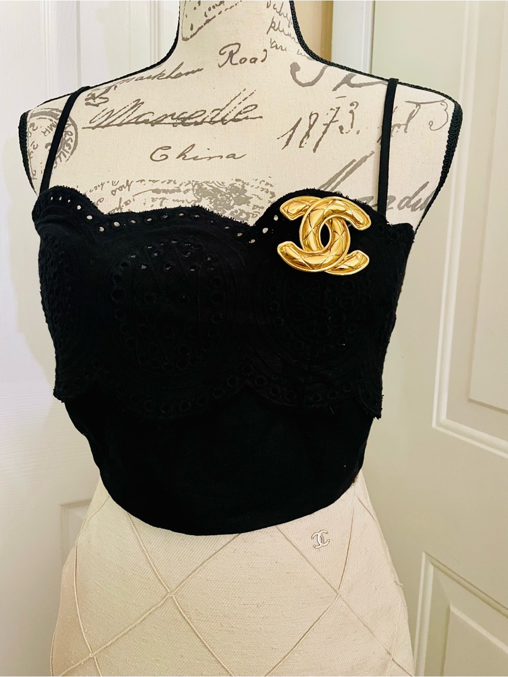 CHANEL Gold Quilted Interlocking CC Brooch